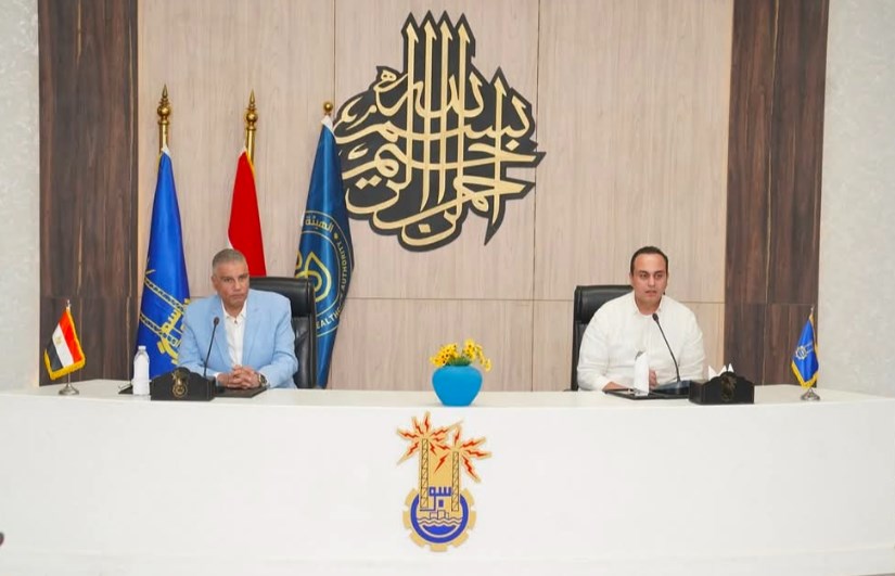 جانب من اللقاء جانب من اللقاء