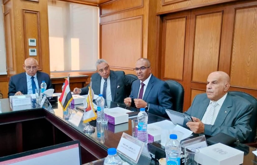 جانب من الاجتماع جانب من الاجتماع