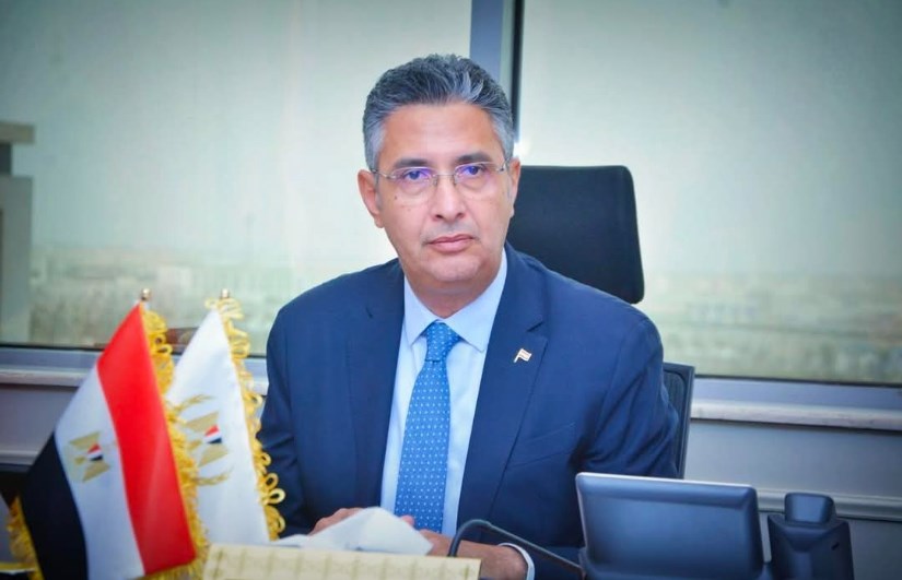وزير التموين والتجارة الداخلية وزير التموين والتجارة الداخلية