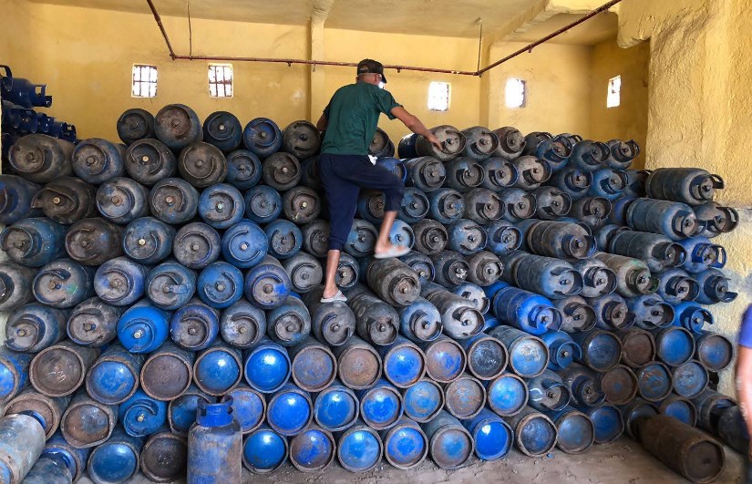 مستودع أنابيب البتوجاز بجمصة 