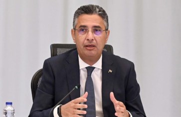 وزير التموين 