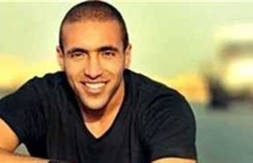 المطرب عمرو ستين 