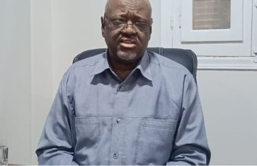  السفير عبد القادر عبد الله