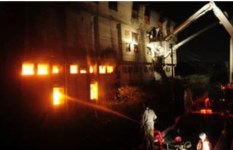  حريق مركز تسوق بكراتشي