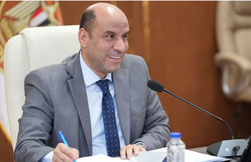 وزير العمل 