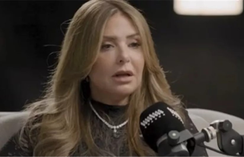 الفنانة صابرين 