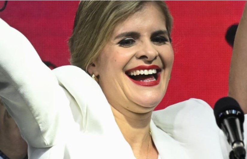 لورا فرنانديز 