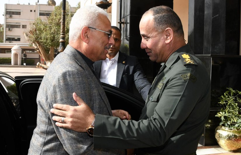 مراسم تسليم وتسلم القيادة