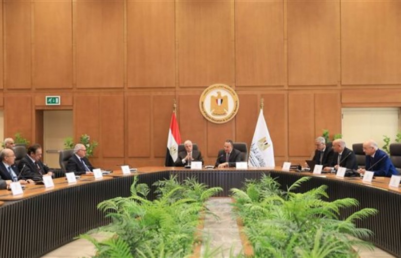 جانب من الجلسة 