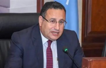 الدكتور عبد العزيز قنصوة