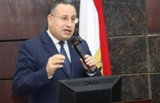 الدكتور عبدالعزيز قنصوة وزير التعليم العالي