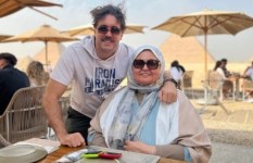 الفنان هشام ماجد وولدته