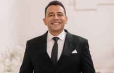 الدكتور عمرو حسن