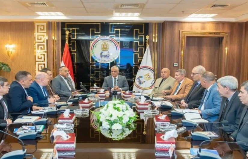 جانب من الاجتماع 