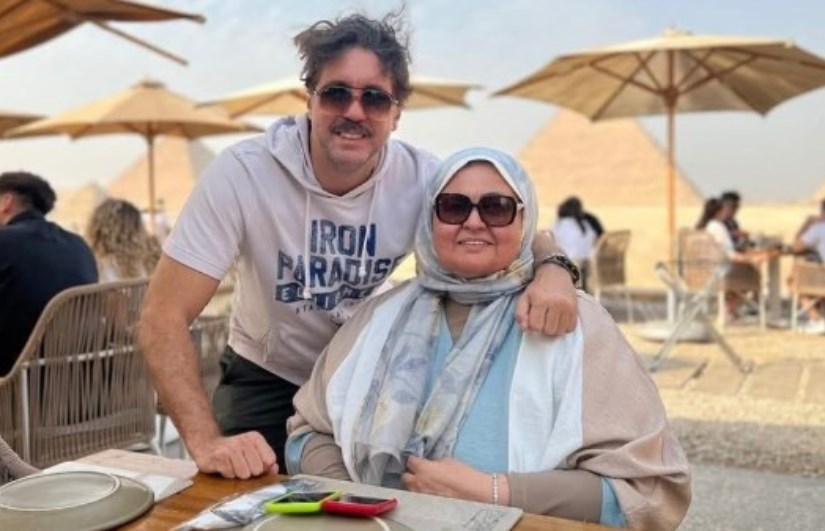 الفنان هشام ماجد وولدته