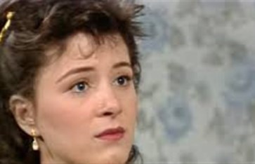 الفنانة هالة فؤاد