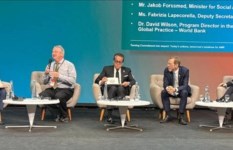 جانب من الجلسة 