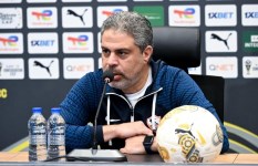 المدير الفني للفريق الأول لكرة القدم بنادي نادي الزمالك