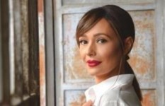 الفنانة السورية رنا كرم