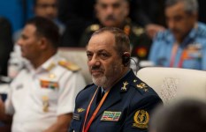 وزير الدفاع الإيراني 