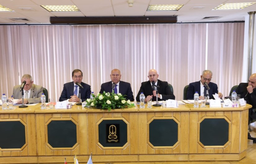 جانب من الاجتماع 