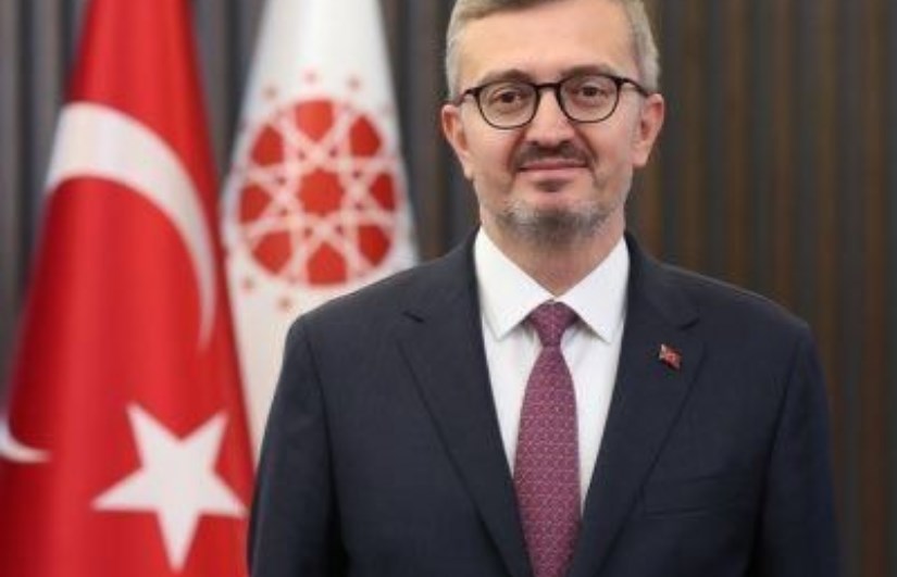 الدكتور  برهان الدين دوران