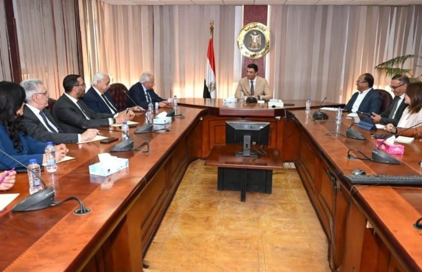 جانب من الاجتماع 