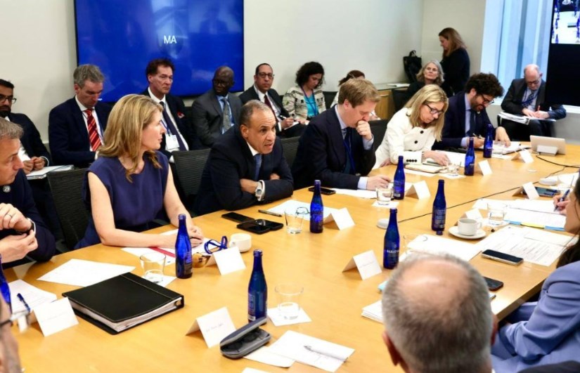 حلقة نقاشية