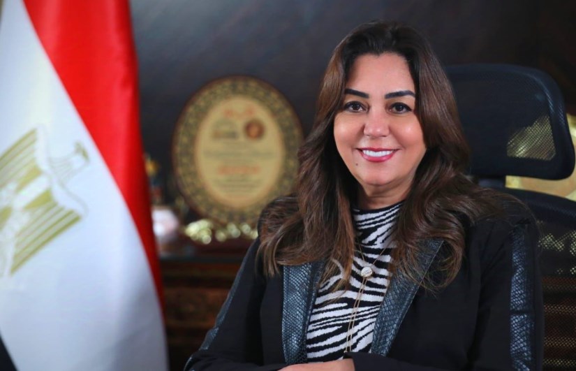 الدكتورة منال عوض
