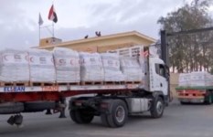 قافلة شاحنات المساعدات الإنسانية
