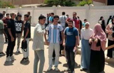 طلاب الثانوية العامة