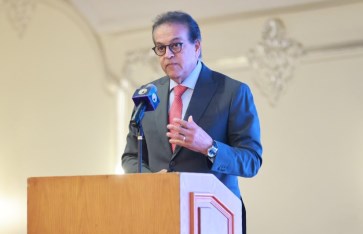 الدكتور خالد عبدالغفار