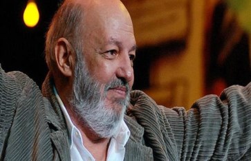 المخرج الراحل محمد خان