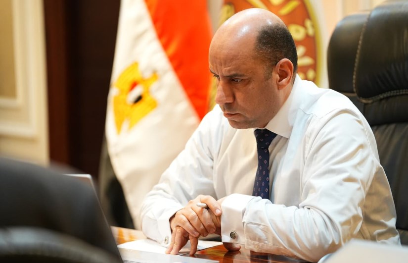 وزير العمل 