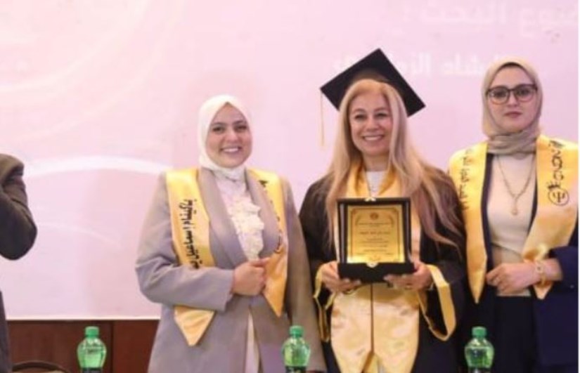 سحر علي أحمد تحصد الدكتوراه برسالة عن التوافق الزواجي