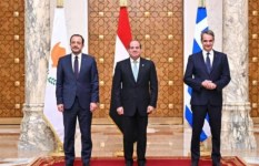 الرئيس السيسي ونظيره القبرصي ورئيس وزراء اليونان