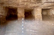 المقابر المنحوتة
